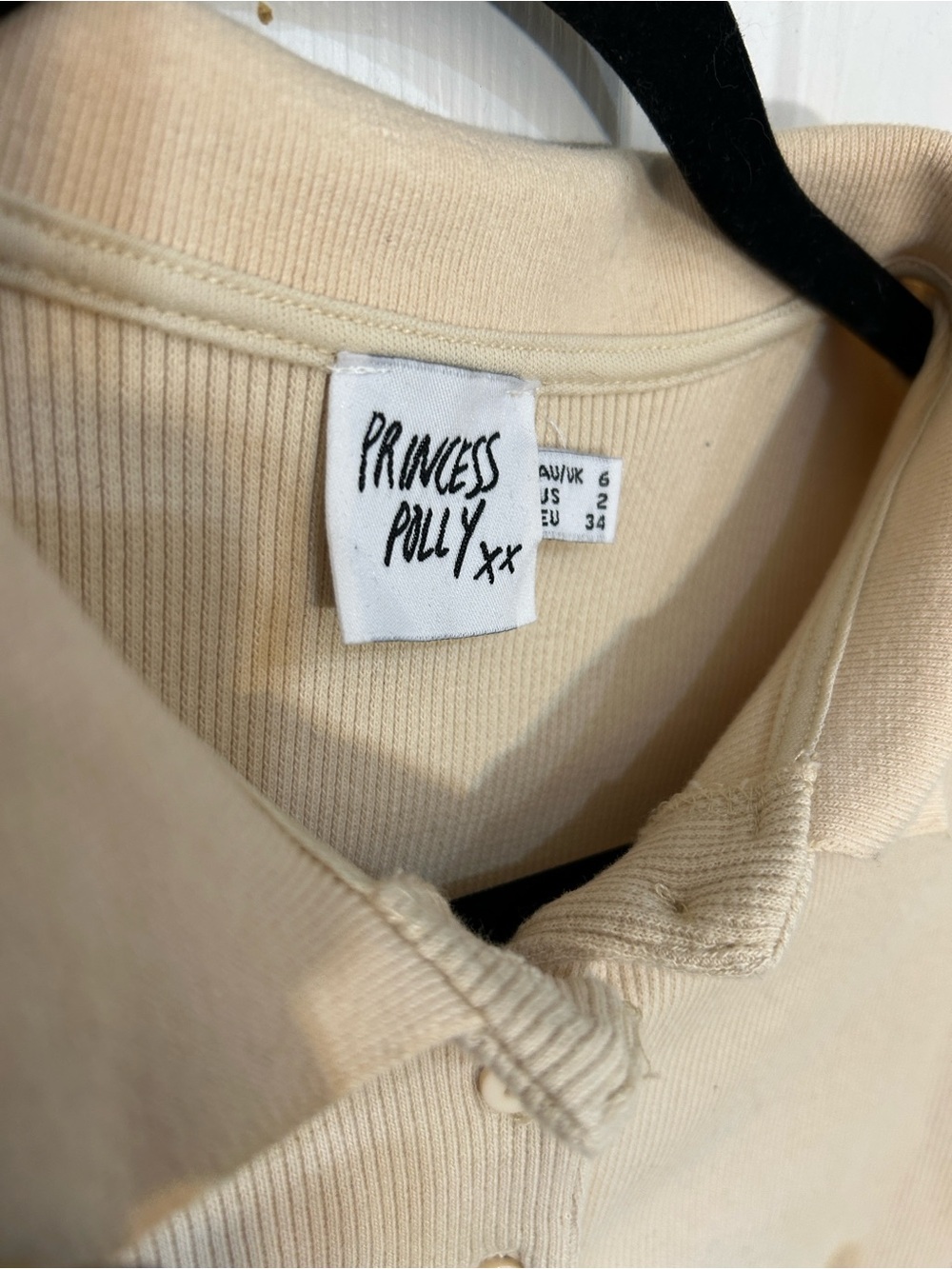 Princess Polly Cream Ribbed Long Sleeve Cropped Button Up Cardigan Top Size 2 - Picture 2 of 4
